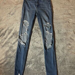 Hollister Women's Ripped Skinny Jeans - Dark Blue